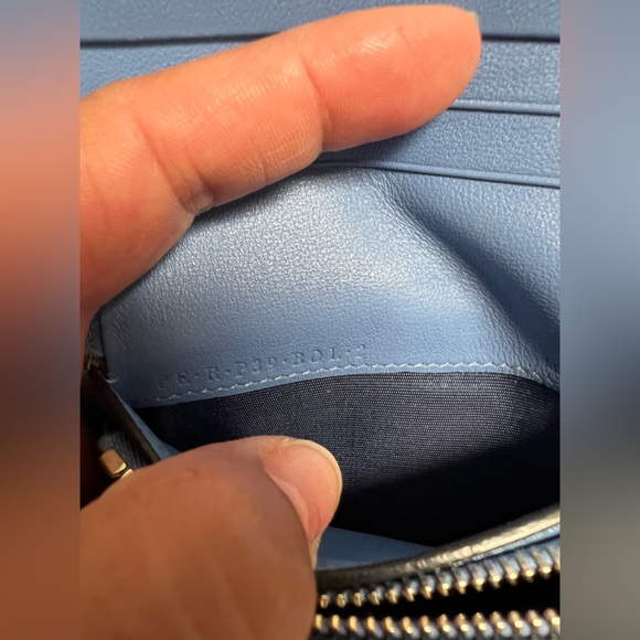 Valentino Garavani Rockstud Compact Wallet - Picture 10 of 16